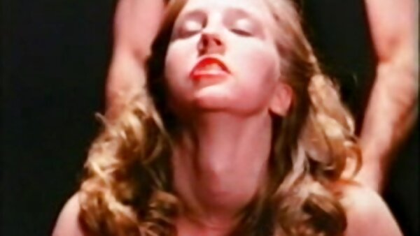 مجموعة كبيرة من الفيديوهات الجنسية مع كتاكيت ساخنة مثل Casey Stone افلام محارم اجنبي Asphyxia Noir